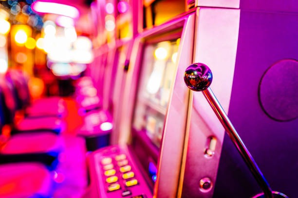 Active Bingo game lobby showing multiple game rounds and prize pools